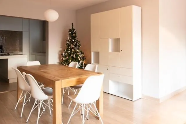 Appartement Nieuwpoort-Bad Met Garage